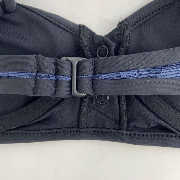 Tavik Marlowe Women Ombre blue Textured Chevron New Crop Bikini Top Medium - Picture 5 of 10